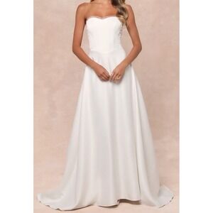 NEW Lulus Size XL FLAW Gratitude White Floral Embroidered Strapless
Maxi Dress